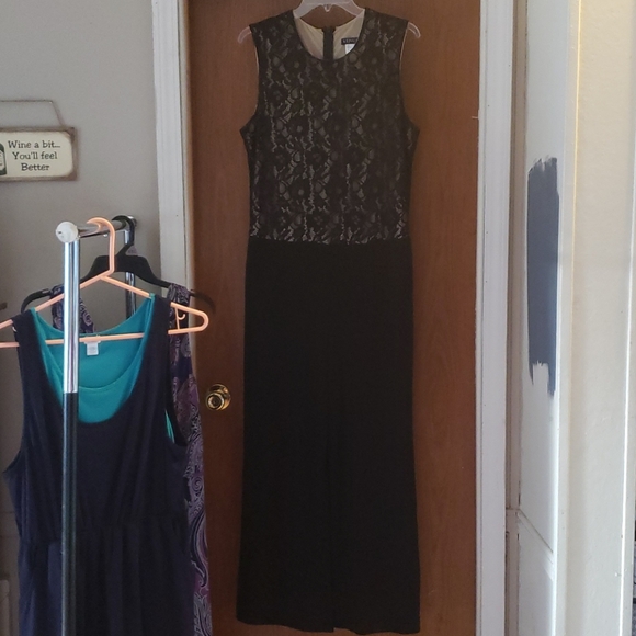 Jumper - Picture 2 of 3